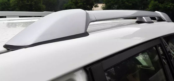 Transportar suas mercadorias de forma segura e eficiente com o porta-malas do telhado do carro