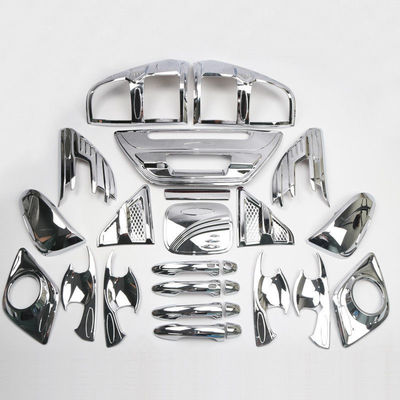 Tira plástica amigável do jogo de Chrome do carro de Eco e cor preta para Hilux Revo 2015+