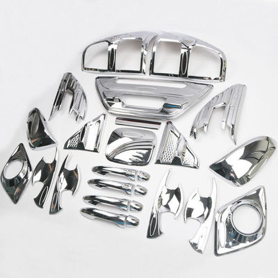 Tira plástica amigável do jogo de Chrome do carro de Eco e cor preta para Hilux Revo 2015+