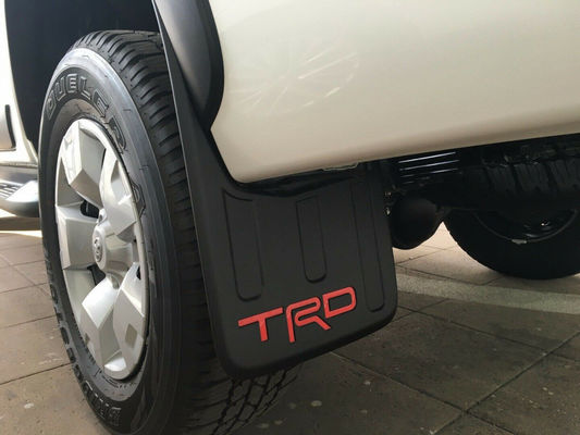 Os auto acessórios 4X4 por atacado espirram protetores para caminhões, peso do guarda-lamas 1515g do recolhimento