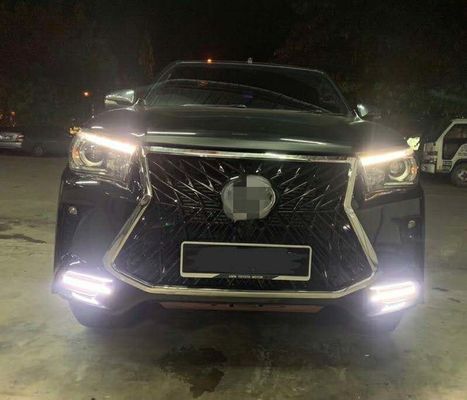 Mudança preta de Kit For Toyota Hilux Revo do corpo de carro a Lexus