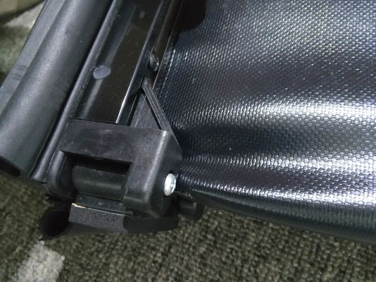 A tampa de cama dobrável em três partes de Hilux Navara, Tonneau de dobramento cobre materiais do PVC