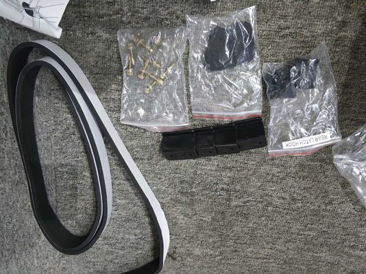 A tampa de cama dobrável em três partes de Hilux Navara, Tonneau de dobramento cobre materiais do PVC