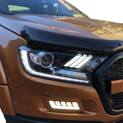 Luz da cauda do farol de Ford Ranger T7 2015+ com o farol da volta da flâmula
