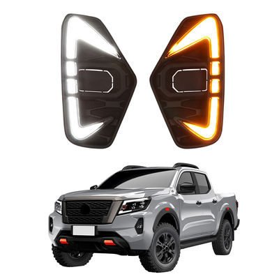 A luz de corrida DRL da cauda do farol do dia do recolhimento dobra a cor Nissan Np 300