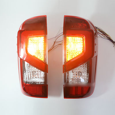 A venda por atacado impermeável da fábrica pegara a luz da cauda do diodo emissor de luz para Nissan Navara 2021