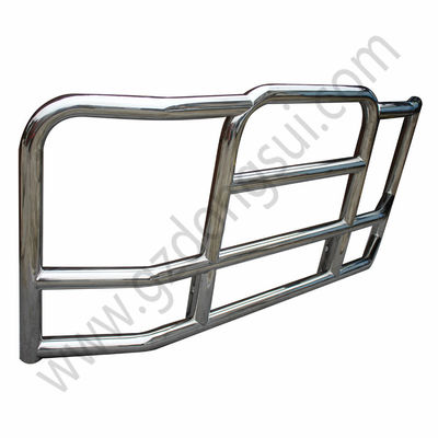 Fábrica Dongsui resistente norte-americano Semi Truck Bumper Deer Guards para Cargo Cascadia Volvo Internacional Prostar Kenworth Peterbilt Mack Pinnacle
